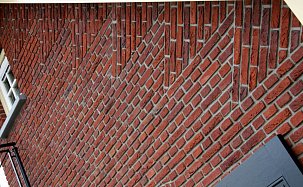 Фасадная плитка из кирпича Vogelensangh Steenfabriek, Antigoon 12 dark red somewhat sintered - Фото 